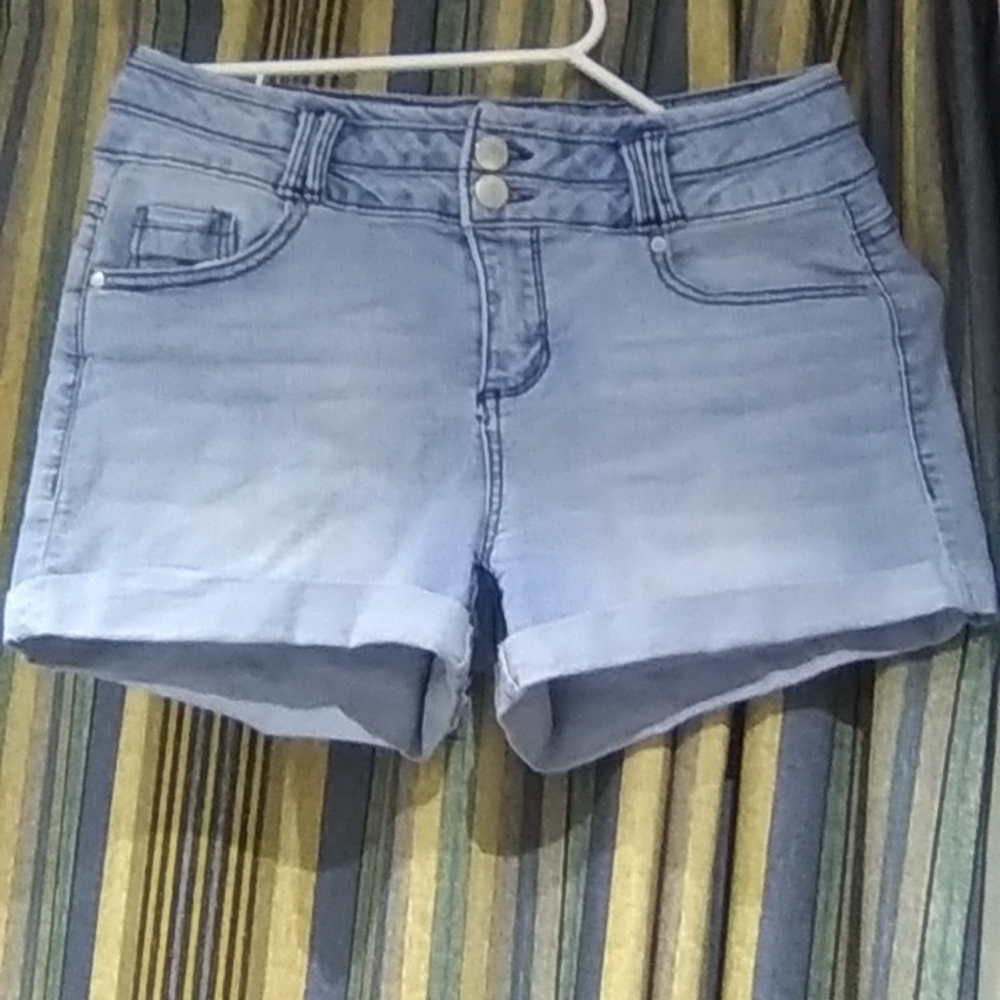 Women's Bluespice  sexy faded color Jean shorts